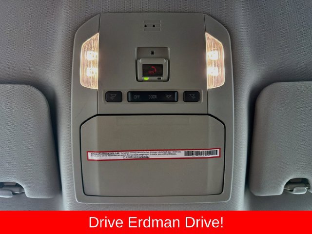 Used 2022 Toyota Highlander LE FWD image 18