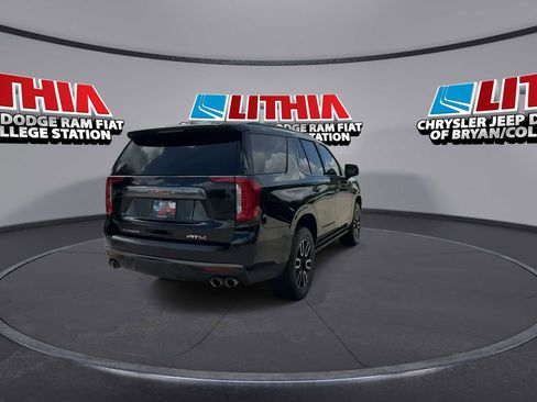 Used 2023 GMC Yukon AT4 w/ AT4 Premium Plus Package AWD/4WD image 7