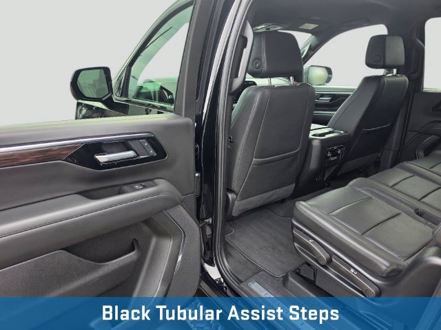 Used 2025 Chevrolet Suburban Z71 AWD/4WD image 20