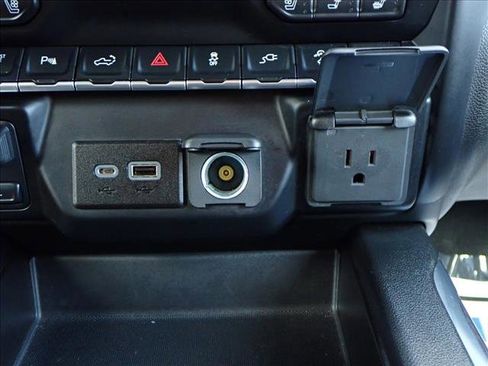 Used 2022 Chevrolet Silverado 2500 LTZ w/ LTZ Texas Edition image 20