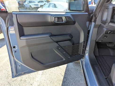 New 2025 Ford Bronco Badlands image 18