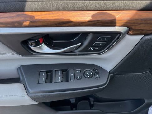 Used 2021 Honda CR-V Touring image 17