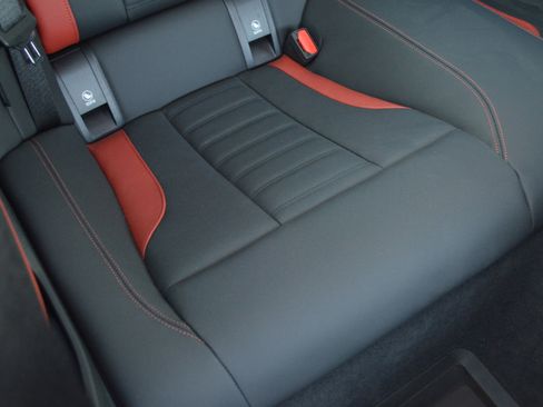 Used 2026 BMW M440i Coupe w/ Premium Package RWD image 36