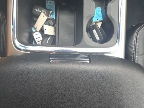 Used 2018 RAM 2500 Laramie image 28