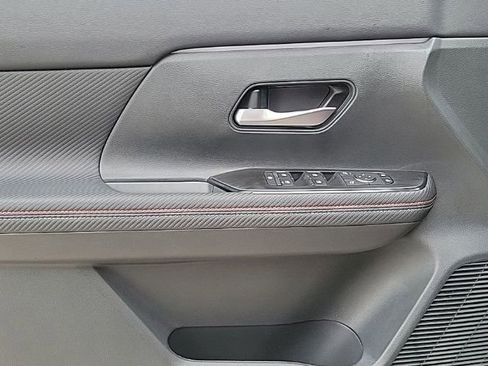 New 2026 Nissan Kicks SR w/ SR Premium Package image 24