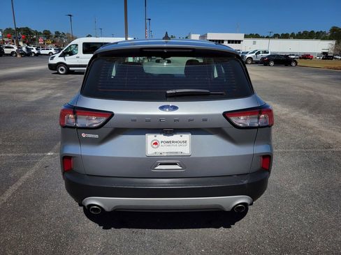 Certified 2022 Ford Escape S image 5