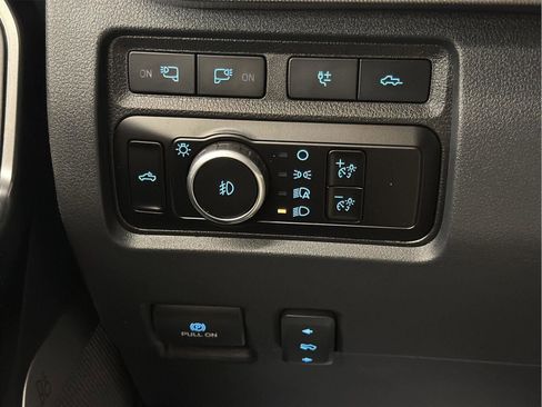 Used 2023 Ford F250 Platinum image 46