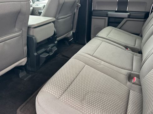 Used 2015 Ford F150 XLT RWD image 4