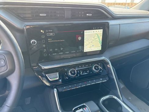 Used 2024 GMC Sierra 1500 Denali image 23