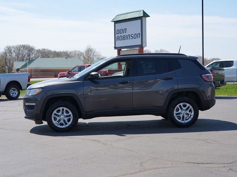 Used 2018 Jeep Compass Sport AWD/4WD image 6
