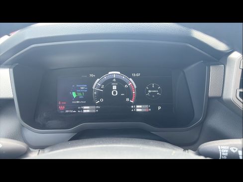Used 2024 Toyota Tundra Limited AWD/4WD image 19