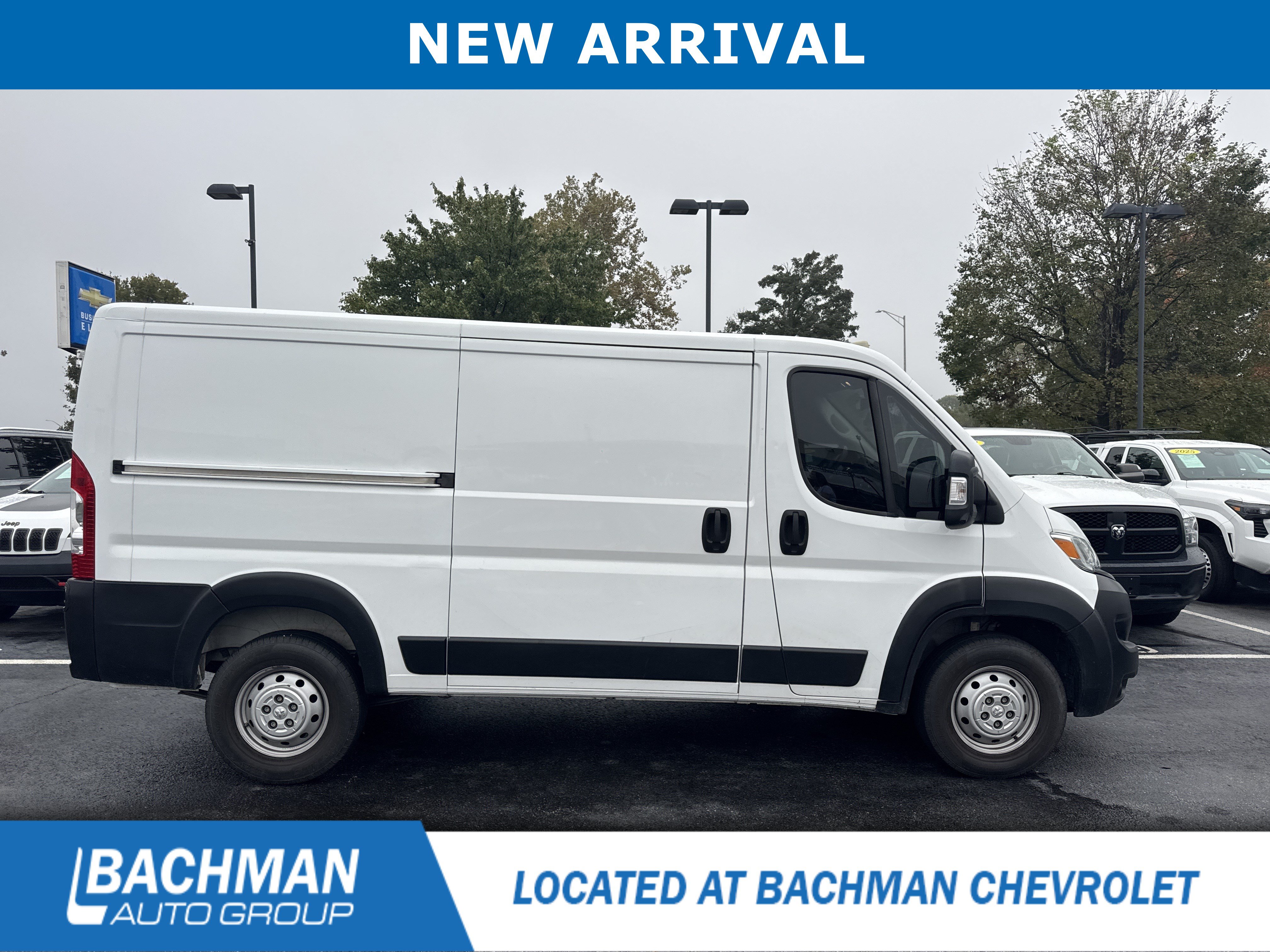 Used 2023 RAM ProMaster 1500 w/ Driver Convenience Group FWD image 2