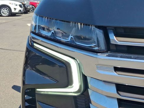 Used 2021 Chevrolet Tahoe High Country w/ Premium Package AWD/4WD image 25