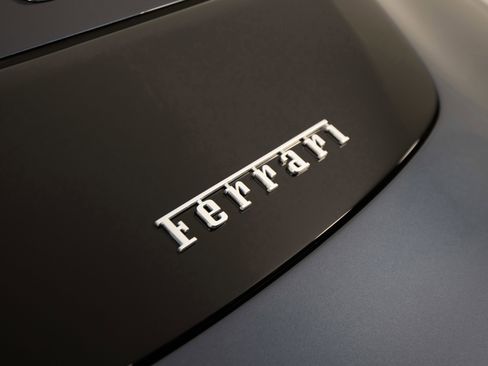 Certified 2025 Ferrari Roma Spider image 33