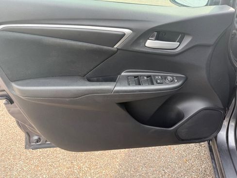 Used 2019 Honda Fit LX image 12