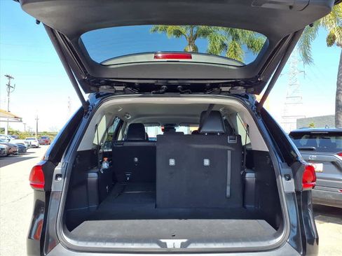 Certified 2025 Toyota Grand Highlander XLE image 6