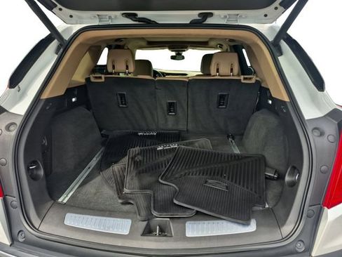 Used 2017 Cadillac XT5 Platinum AWD/4WD image 19