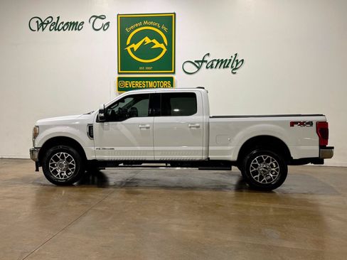 Used 2020 Ford F250 Lariat w/ Lariat Ultimate Package AWD/4WD image 6