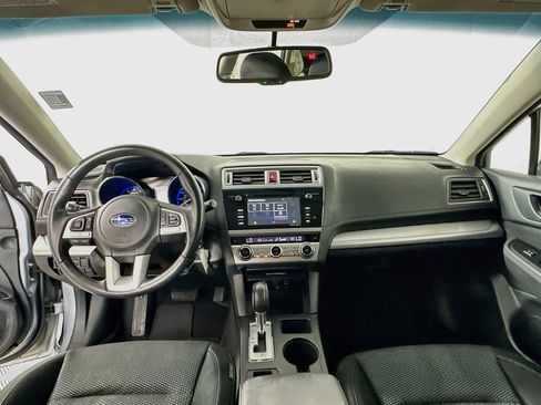 Used 2015 Subaru Outback 2.5i Premium AWD/4WD image 3