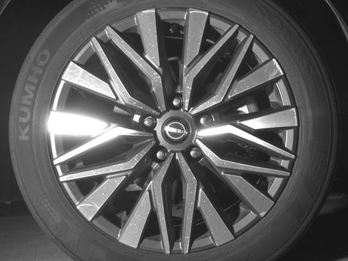 Used 2025 Nissan Altima 2.5 SV image 13