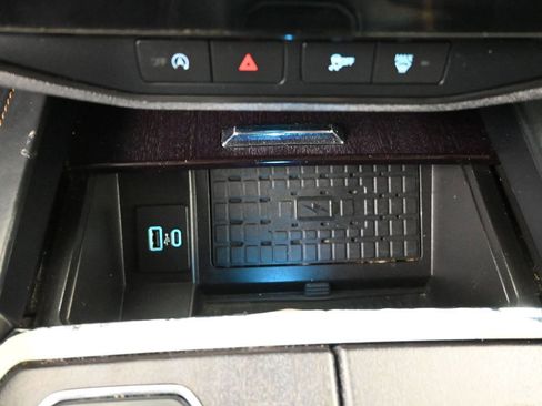 Used 2023 Ford Expedition Platinum AWD/4WD image 13