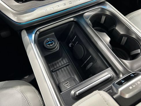New 2027 Ford Expedition Platinum AWD/4WD image 23