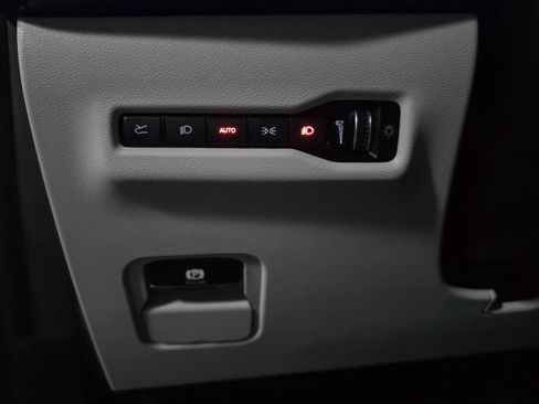 Used 2025 Jeep Wagoneer S Limited image 34