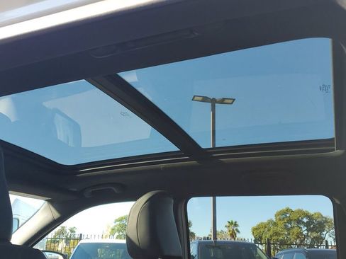 New 2026 Jeep Compass Trailhawk image 15