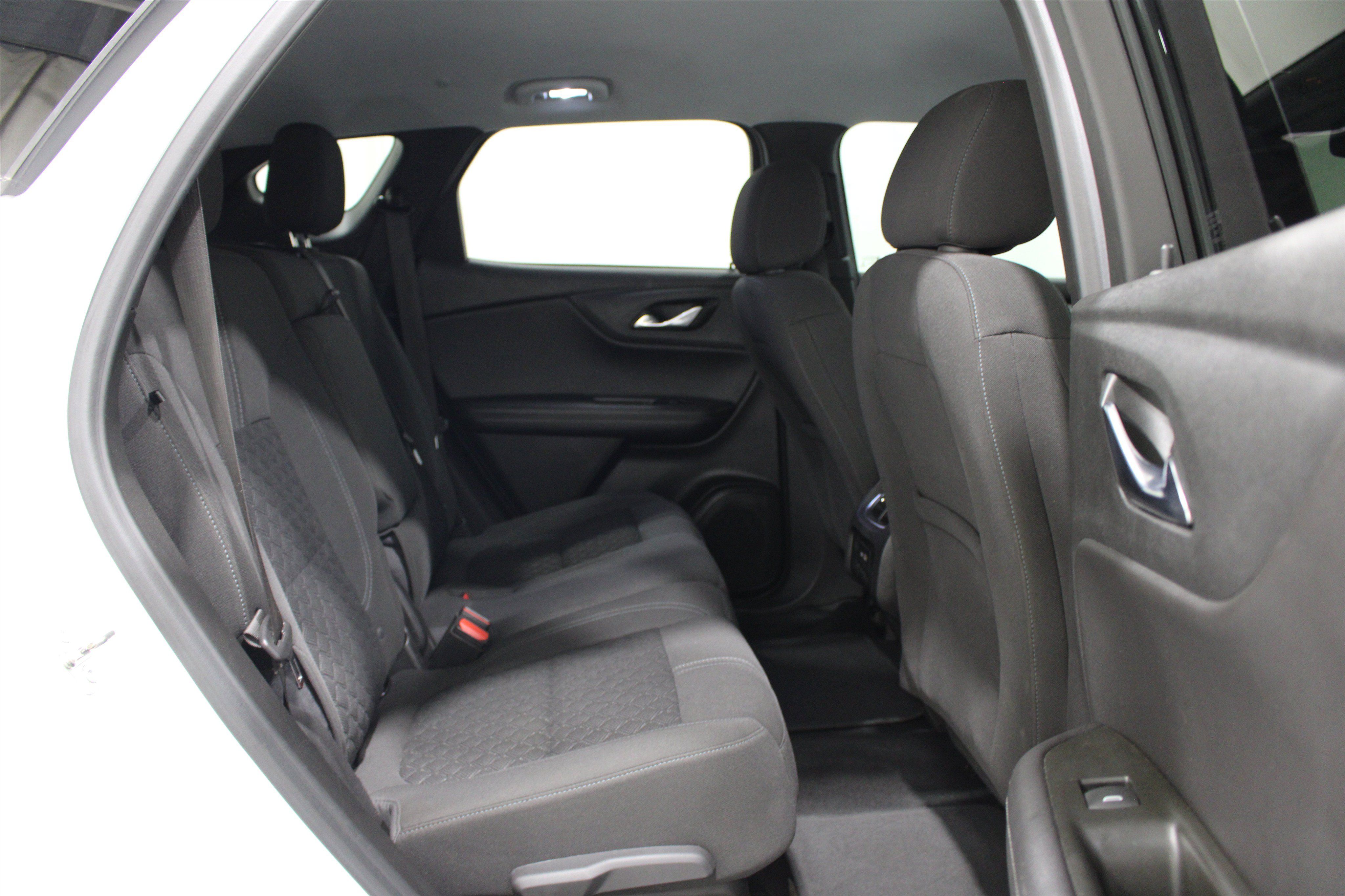 Used 2022 Chevrolet Blazer LT FWD image 25