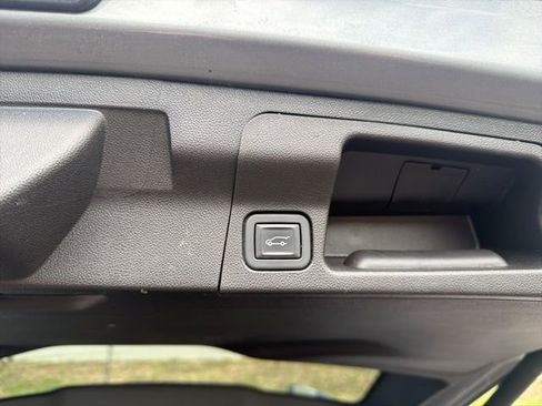 Used 2023 GMC Acadia SLE w/ Driver Convenience Package AWD/4WD image 27