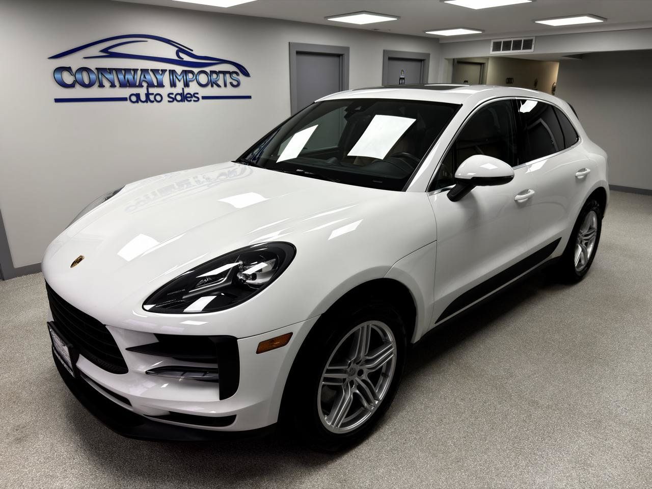 Used 2019 Porsche Macan S w/ Premium Package Plus AWD/4WD image 2