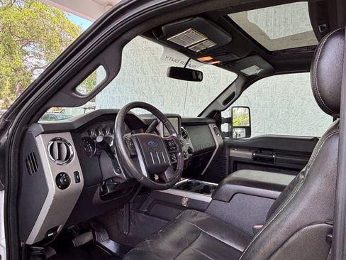 Used 2015 Ford F350 Lariat w/ Lariat Ultimate Package AWD/4WD image 15