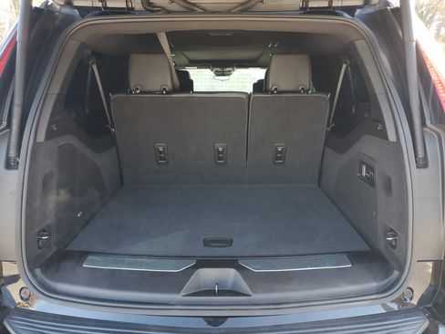 Used 2021 Cadillac Escalade ESV Sport w/ Driver Assist Tech Package image 9