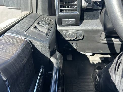 Used 2020 Ford F250 Lariat w/ Lariat Ultimate Package image 19