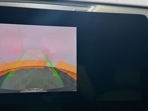 Used 2025 BMW X2 xDrive28i w/ Convenience Package image 22