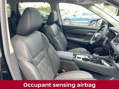 New 2026 Nissan Rogue Platinum w/ Platinum Premium Package image 40