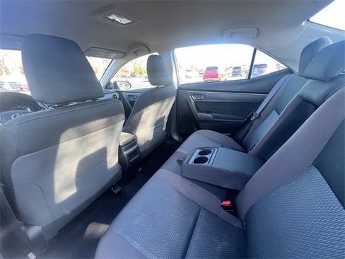 Used 2018 Toyota Corolla LE w/ Carpet Mat Package (TMS) image 23