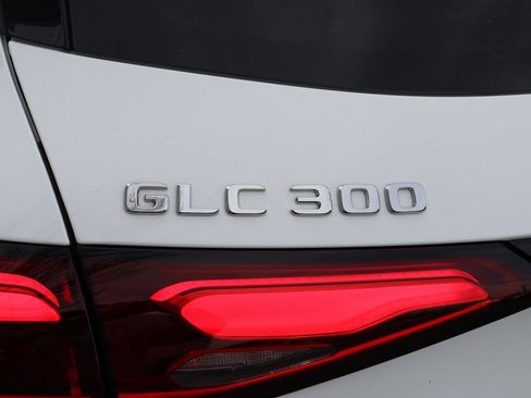 Certified 2026 Mercedes-Benz GLC 300 4MATIC image 9