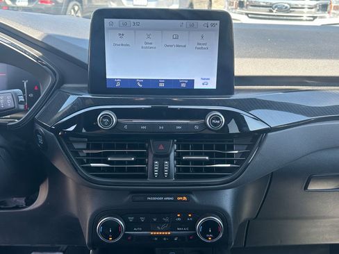 Used 2023 Ford Escape ST-Line AWD/4WD image 15