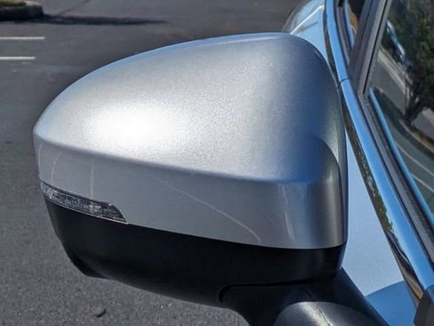 New 2025 Mitsubishi Outlander SE image 12