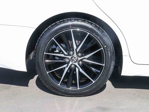 Certified 2024 Toyota Camry SE w/ Cold Weather Package image 9