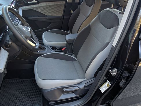 Used 2024 Volkswagen Taos S image 16