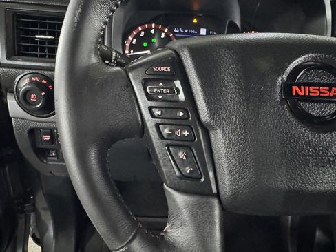 Used 2020 Nissan Titan PRO-4X w/ Pro-4x Convenience Package AWD/4WD image 30