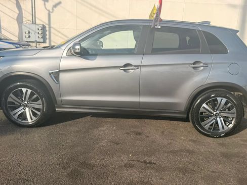 Used 2025 Mitsubishi Outlander Sport SE AWD/4WD image 10