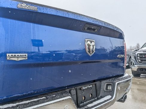 Used 2017 RAM 1500 Laramie w/ Convenience Group image 10