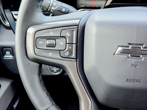 Used 2026 Chevrolet Silverado 2500 ZR2 w/ LPO, Dark Essentials Package image 32