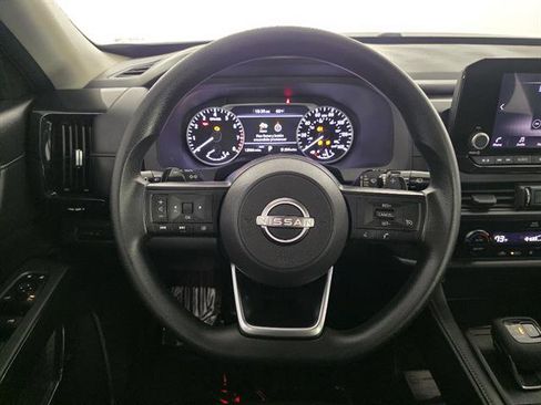 Used 2025 Nissan Pathfinder S w/ Cargo Package image 32