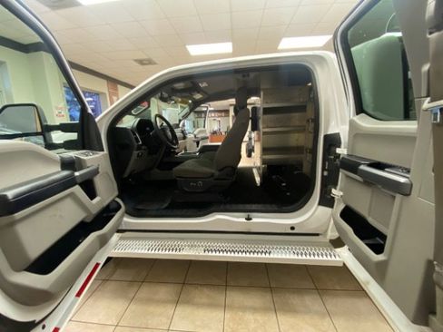 Used 2018 Ford F250 XLT image 22