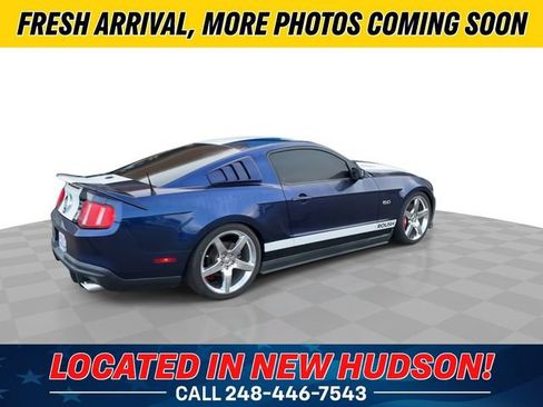 Used 2011 Ford Mustang GT Premium w/ Security Pkg RWD image 8
