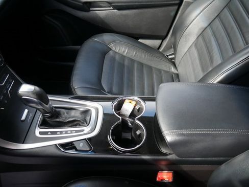 Used 2016 Ford Edge SEL w/ Equipment Group 201A image 22